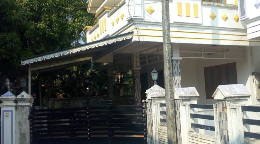 154171631O-1567484308816