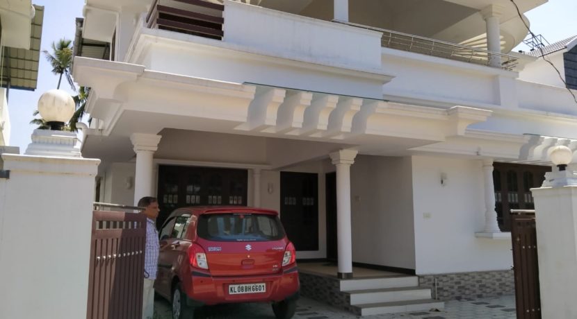 9763cc01-ef2c-4d48-b300-3b51e245fb95